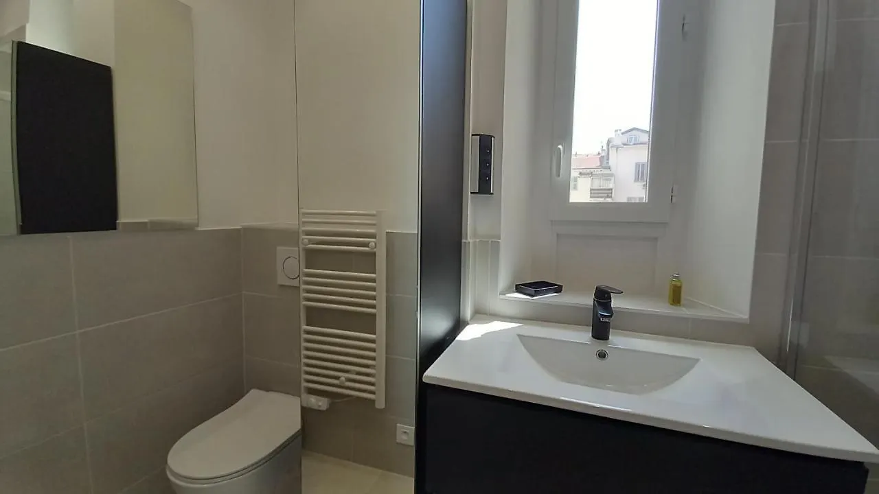 Lovely Apartment Heart Of Канны